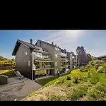 Stor Og Sentral Leilighet Naer Lagunen